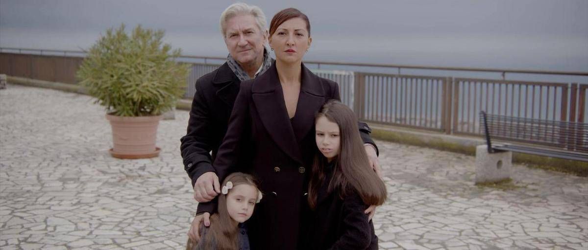 'AncheSeLiOdio', arriva il thriller che esplora la famiglia nell'era digitale - 