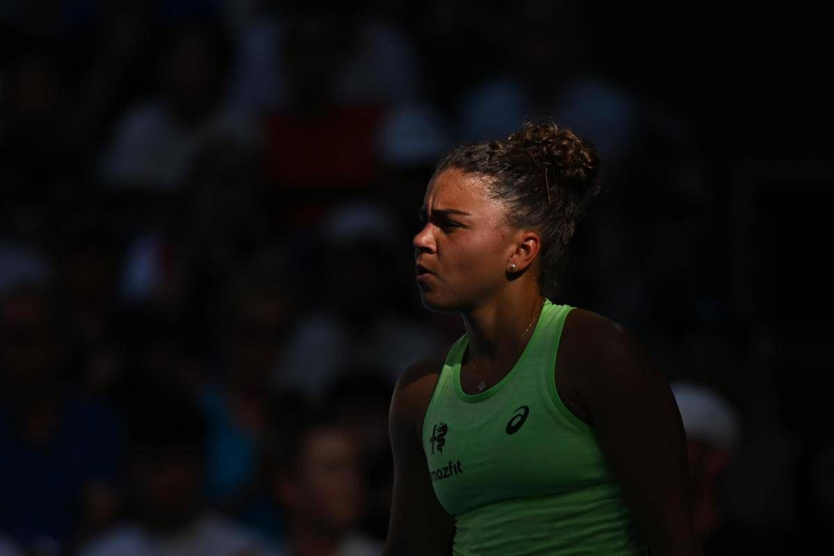 Da Cobolli a Paolini, virus mette tennisti ko all'Australian Open. Il medico "Ecco da cosa dipende" - 