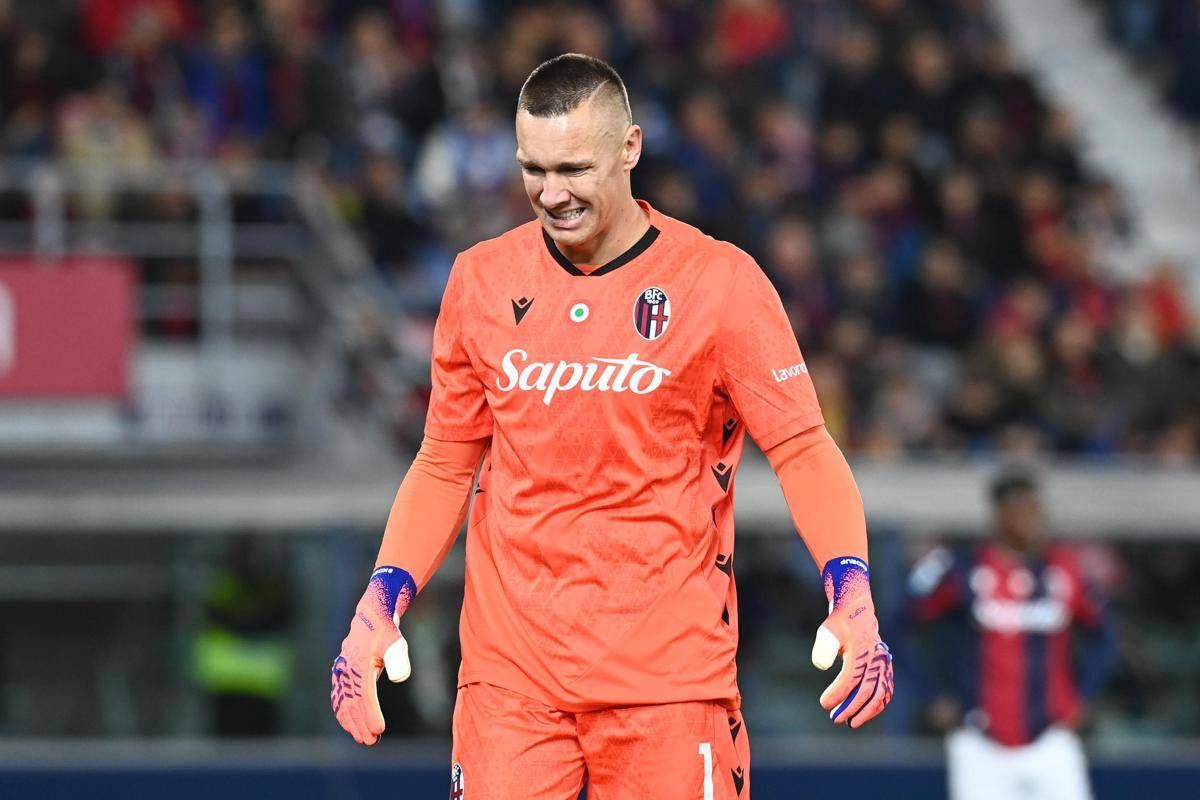 Skorupski espulso tra le proteste: cos'è successo in Genoa-Bologna - 