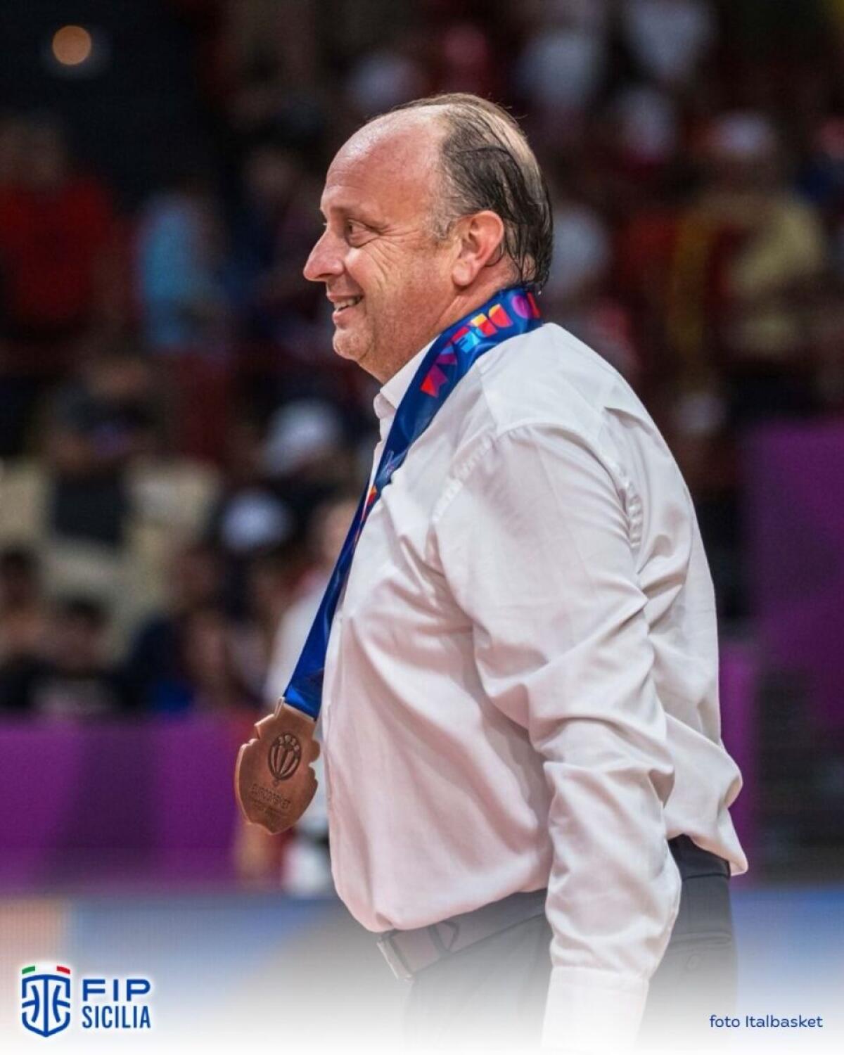 Andrea Capobianco, allenatore della Nazionale italiana femminile, in visita in Sicilia per incontri con gli allenatori locali nel contesto di FIP Pallacanestro - 