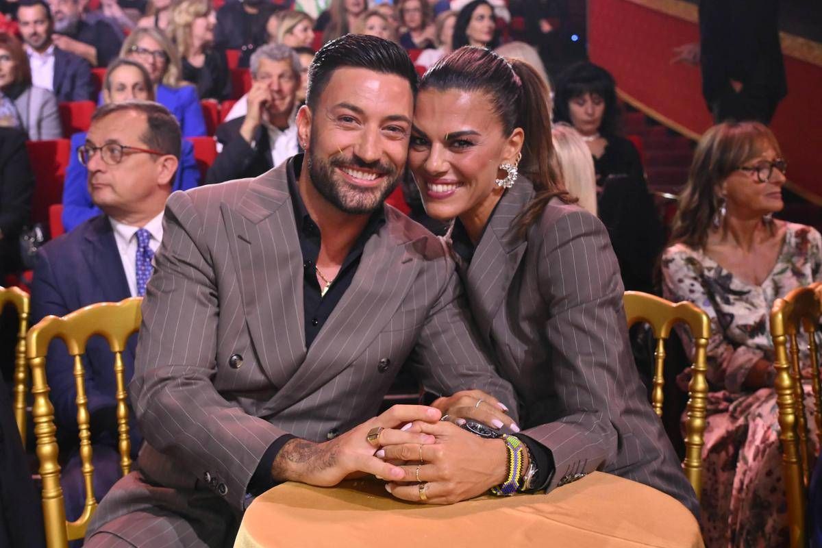 Bianca Guaccero, fuga romantica per i 45 anni: la sorpresa (e l'inganno) di Giovanni Pernice - 