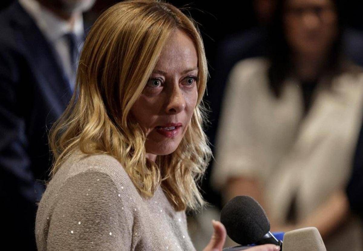 Ucraina, Meloni a Parigi il 6 gennaio per riunione volenterosi - 