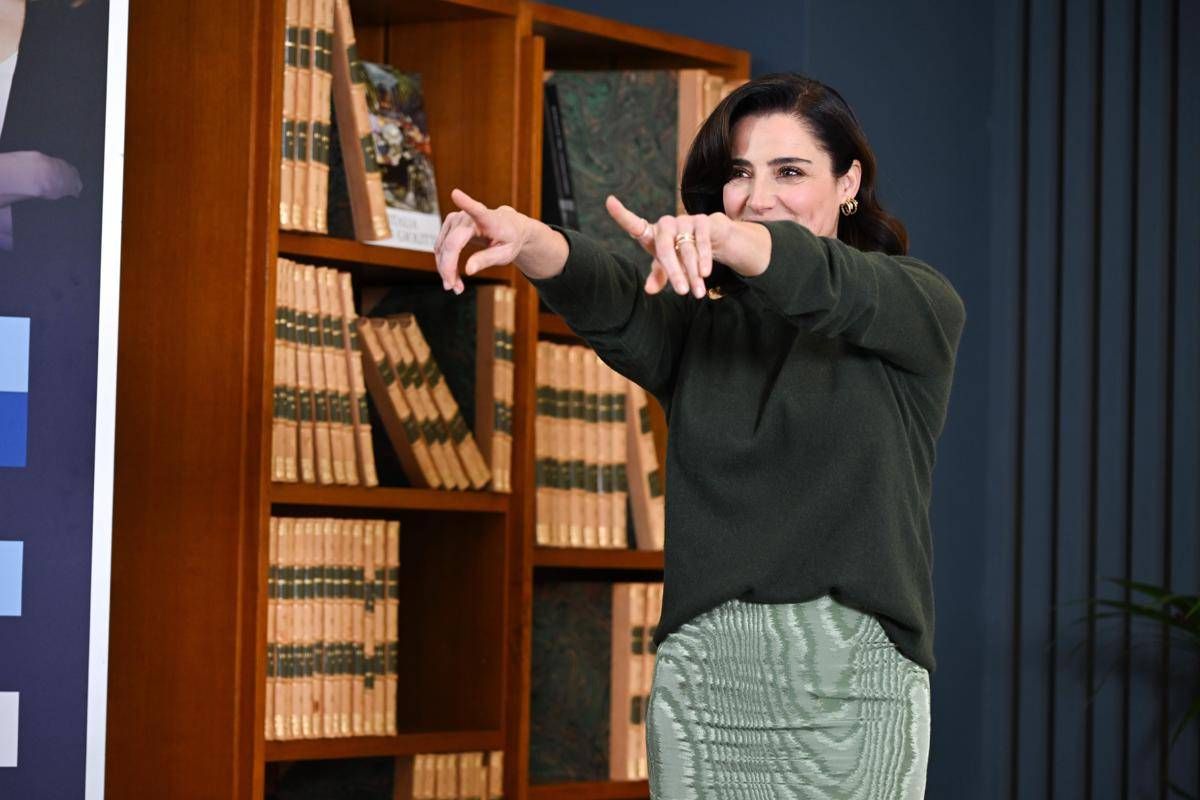 Ascolti tv, 'La preside' Luisa Ranieri vola al 27% di share e Rai1 vince la prima serata - 