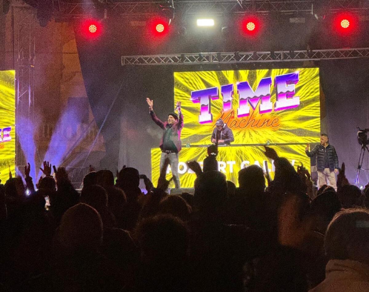 Festa di San Silvestro a Caltanissetta: il Corso Umberto si trasforma in una grande pista da ballo per l’arrivo del 2026 - 