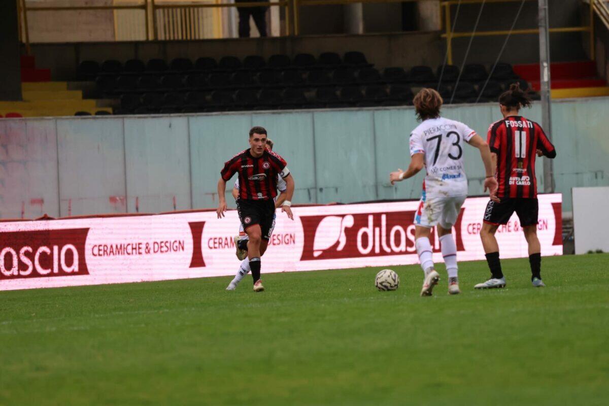 Calcio Catania: Pieraccini evidenzia la forza del gruppo nonostante le difficoltà - 