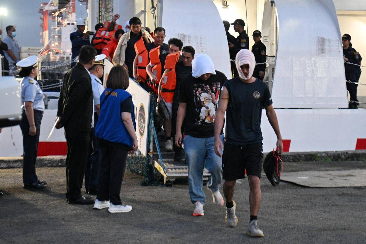 Filippine, affonda traghetto nel sud: 18 morti e 24 dispersi - 