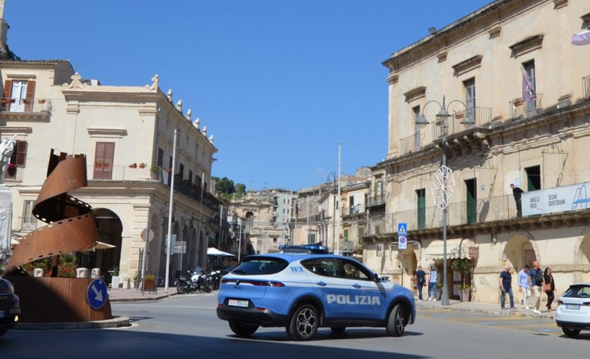 Polizia di Ragusa interviene contro atti persecutori: emesso divieto di avvicinamento e braccialetto elettronico - 