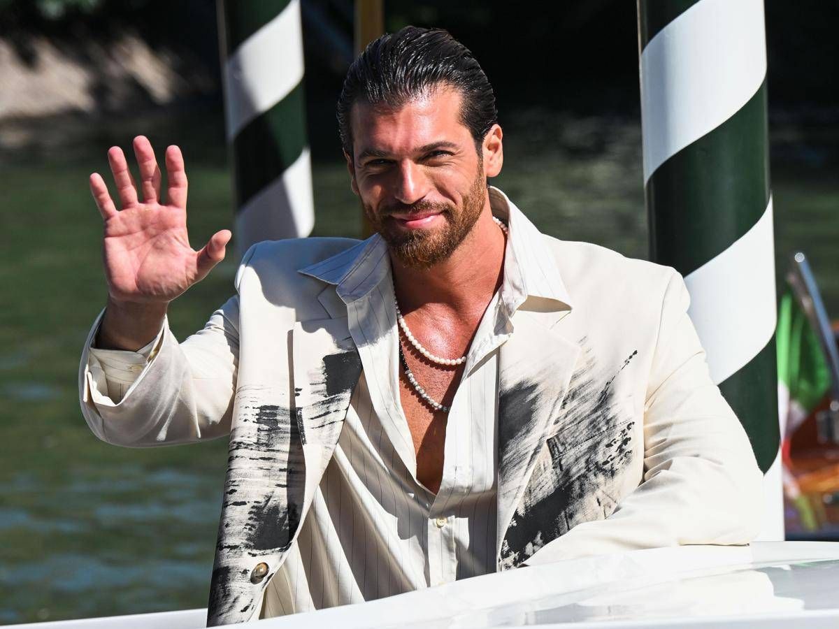Can Yaman, chi è la star delle soap turche arrestato per droga - 
