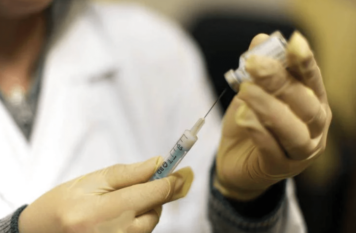 Sclerosi multipla, studio Iss rivela: "Ecco cosa può causare il virus Epstein Barr" - 