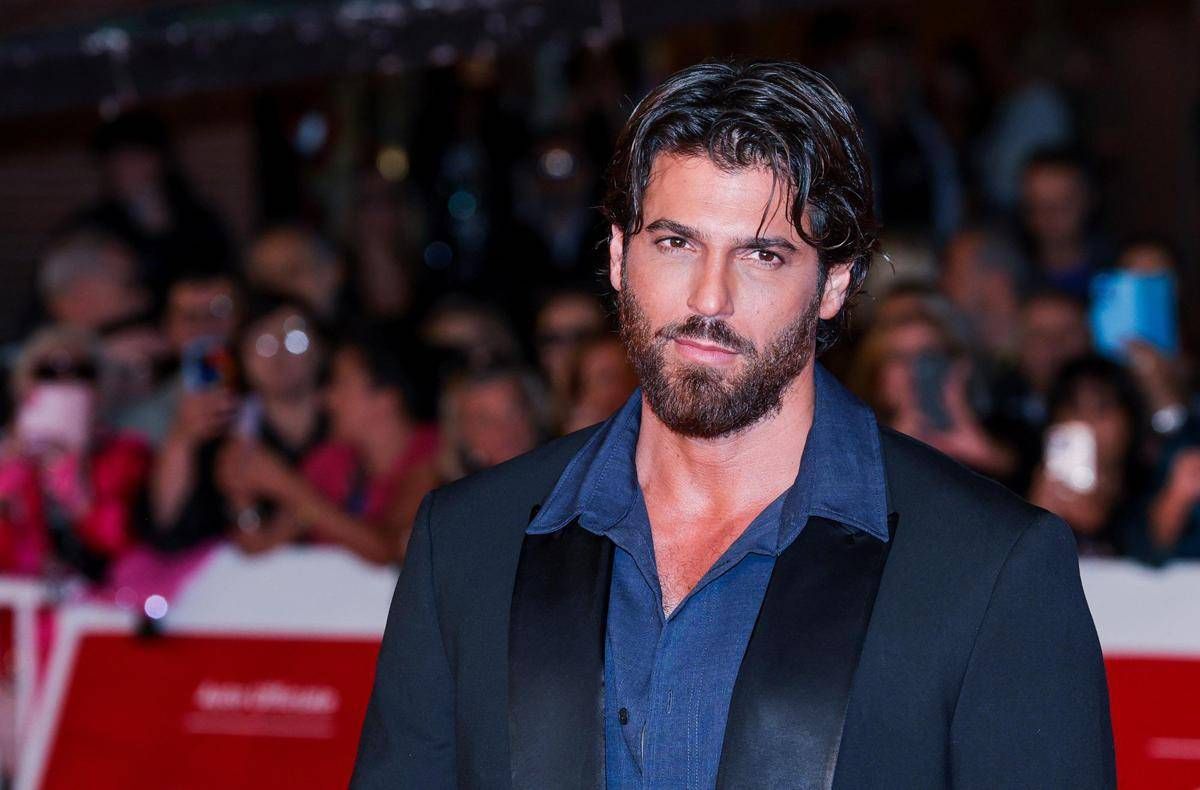 Non solo Can Yaman, almeno 7 vip tra fermi nel maxi-blitz per droga e prostituzione - 