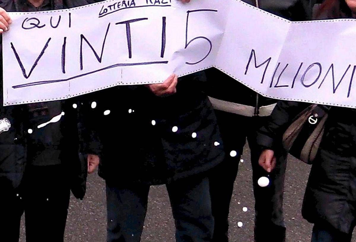 Lotteria Italia, i consigli del commercialista ai fortunati vincitori - 