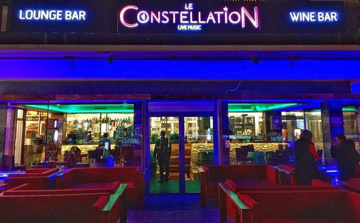 Strage Crans-Montana, l'esperto antincendio: "Quel locale non doveva avere una sola uscita di sicurezza" - 