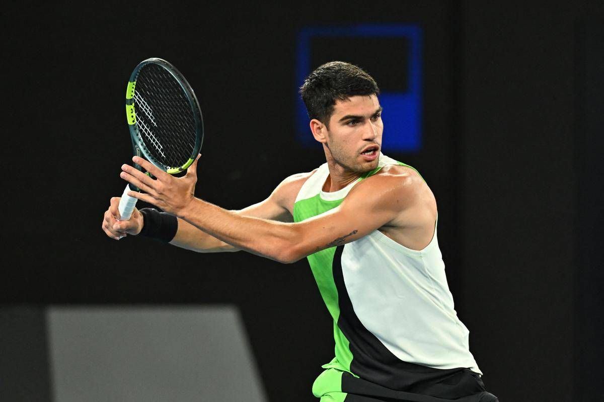 Alcaraz in campo con un cerotto, problema vesciche agli Australian Open - 