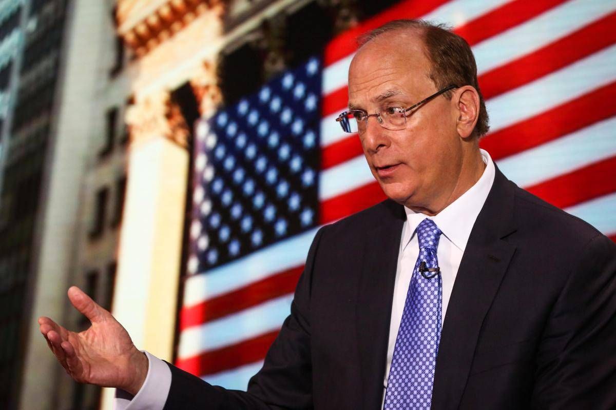 Trump a Davos, i grandi della finanza (a partire da Larry Fink) cercano una mediazione sulla Groenlandia - 