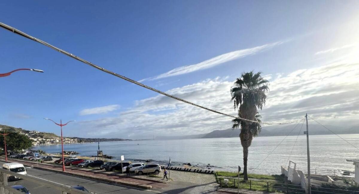 Riapertura dei parcheggi in via Consolare Pompea nel Comune di Messina dopo il maltempo - 