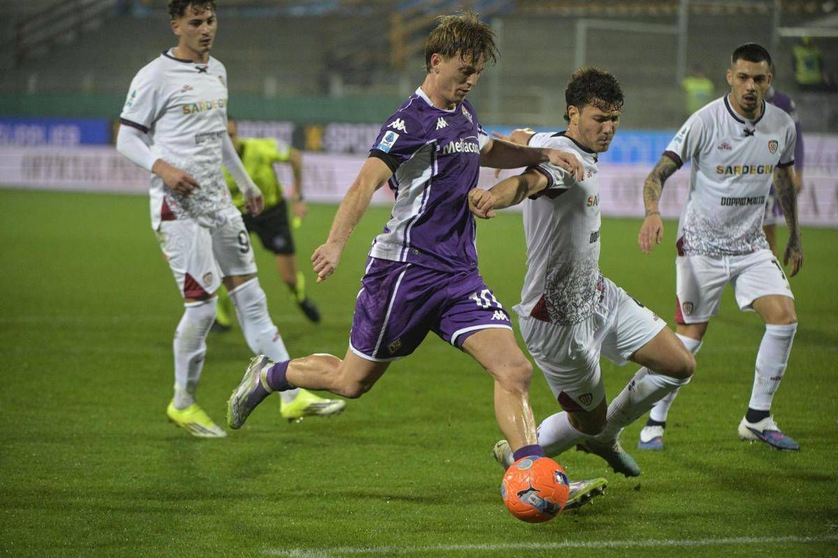 Fiorentina-Cagliari 1-2, Kilicsoy e Palestra stendono la Viola - 