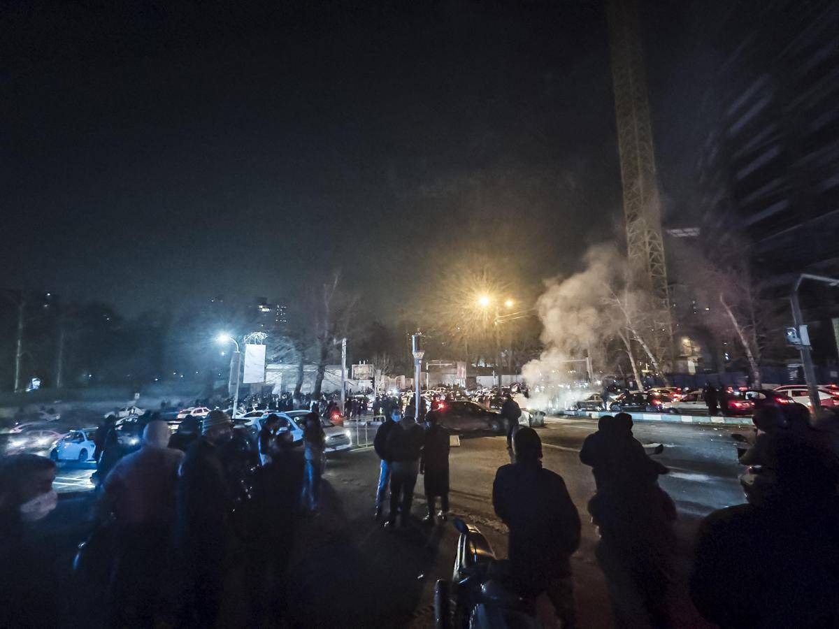 Sanzioni, inflazione e crollo del rial: così è nata la nuova rivolta in Iran - 