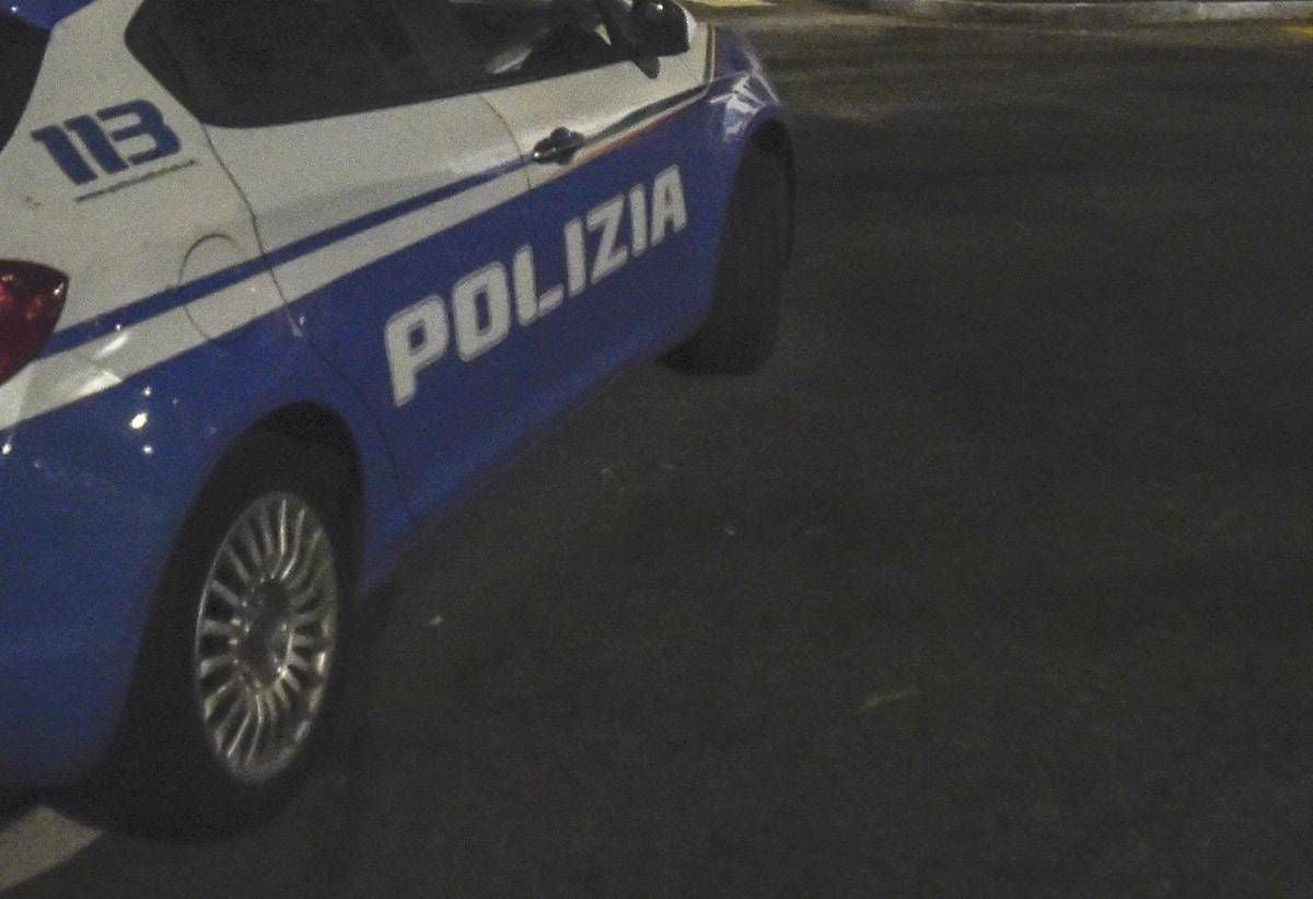 Bologna, capotreno ucciso a coltellate vicino alla stazione - 