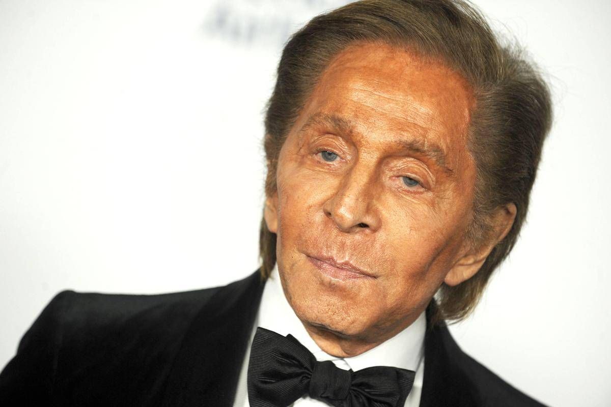 Roma saluta Valentino, oggi i funerali a piazza della Repubblica - 