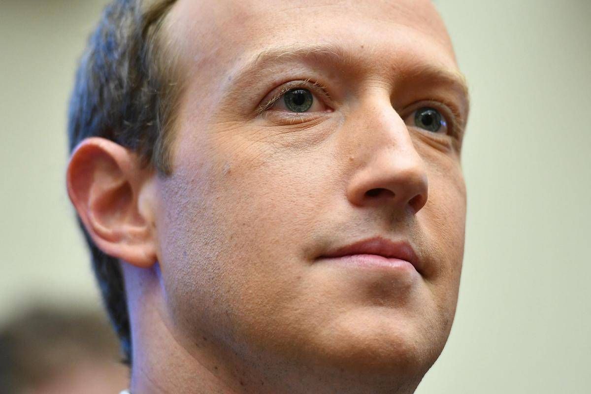 Zuckerberg licenzia 1.500 dipendenti della divisione Meta - 