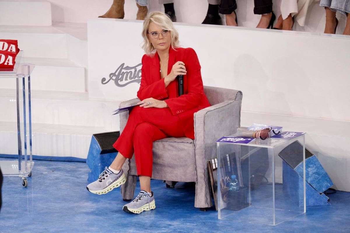 Amici, oggi domenica 11 gennaio: le anticipazioni e gli ospiti - 