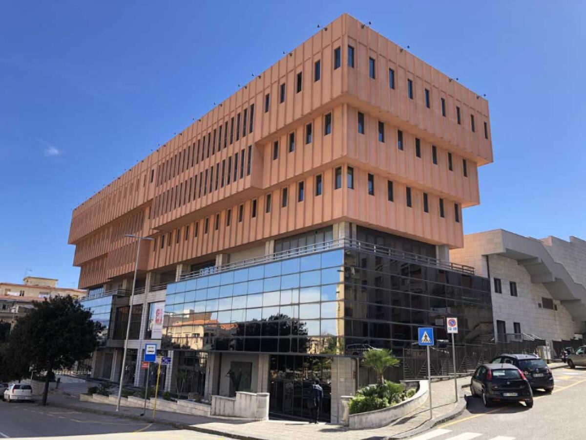 Chiusura della Biblioteca Comunale "Tommaso Cannizzaro" per riorganizzazione degli spazi al Comune di Messina - 