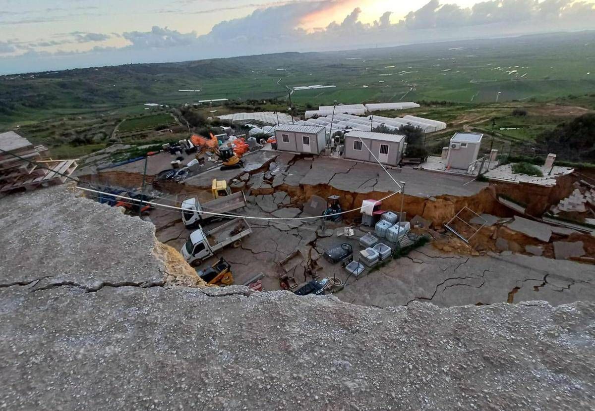 Frana a Niscemi, notte al Palasport per oltre 500 sfollati - 