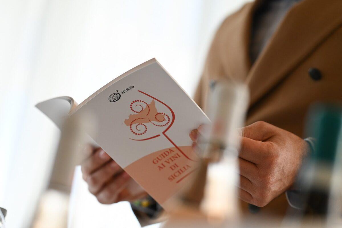 Assovini Sicilia presenta la Guida ai Vini 2026: numeri significativi e nuovi orizzonti per l'enologia siciliana - 
