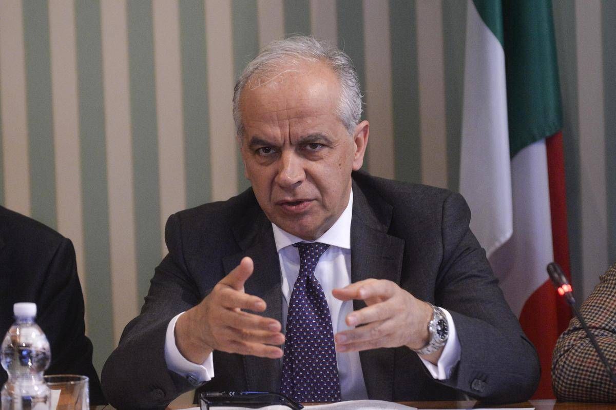 Sicurezza, Gasparri: "Supportiamo Piantedosi, suoi provvedimenti esemplari". Le reazioni all'intervista Adnkronos - 