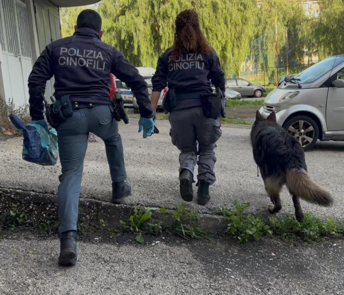 Controllo straordinario della Polizia a Catania: sequestro di droga e arresti nel quartiere San Giovanni Galermo - 