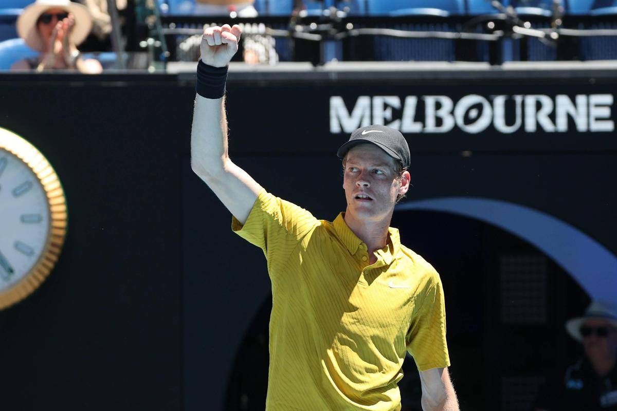 Australian Open, Sinner ai quarti: Darderi battuto nel derby azzurro - 
