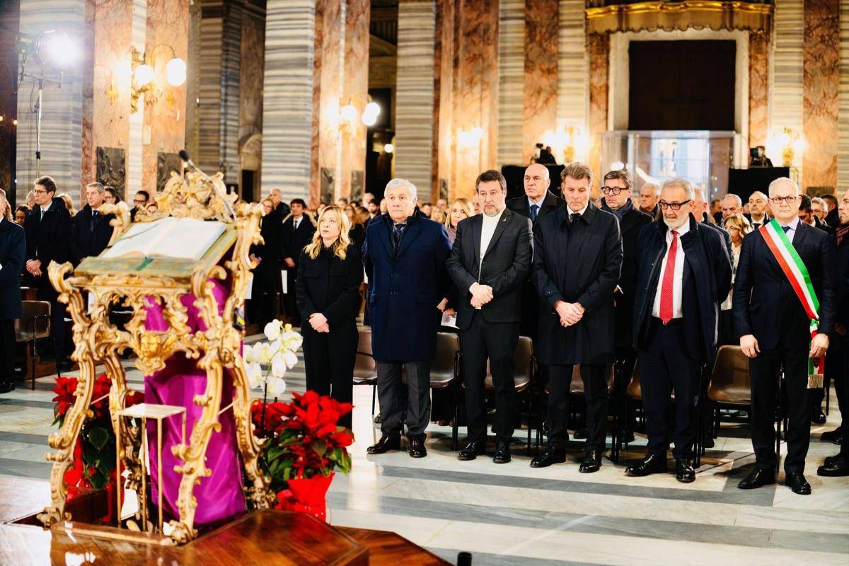 Crans-Montana, Meloni, i ministri e le opposizioni alla messa a Roma per le vittime - 