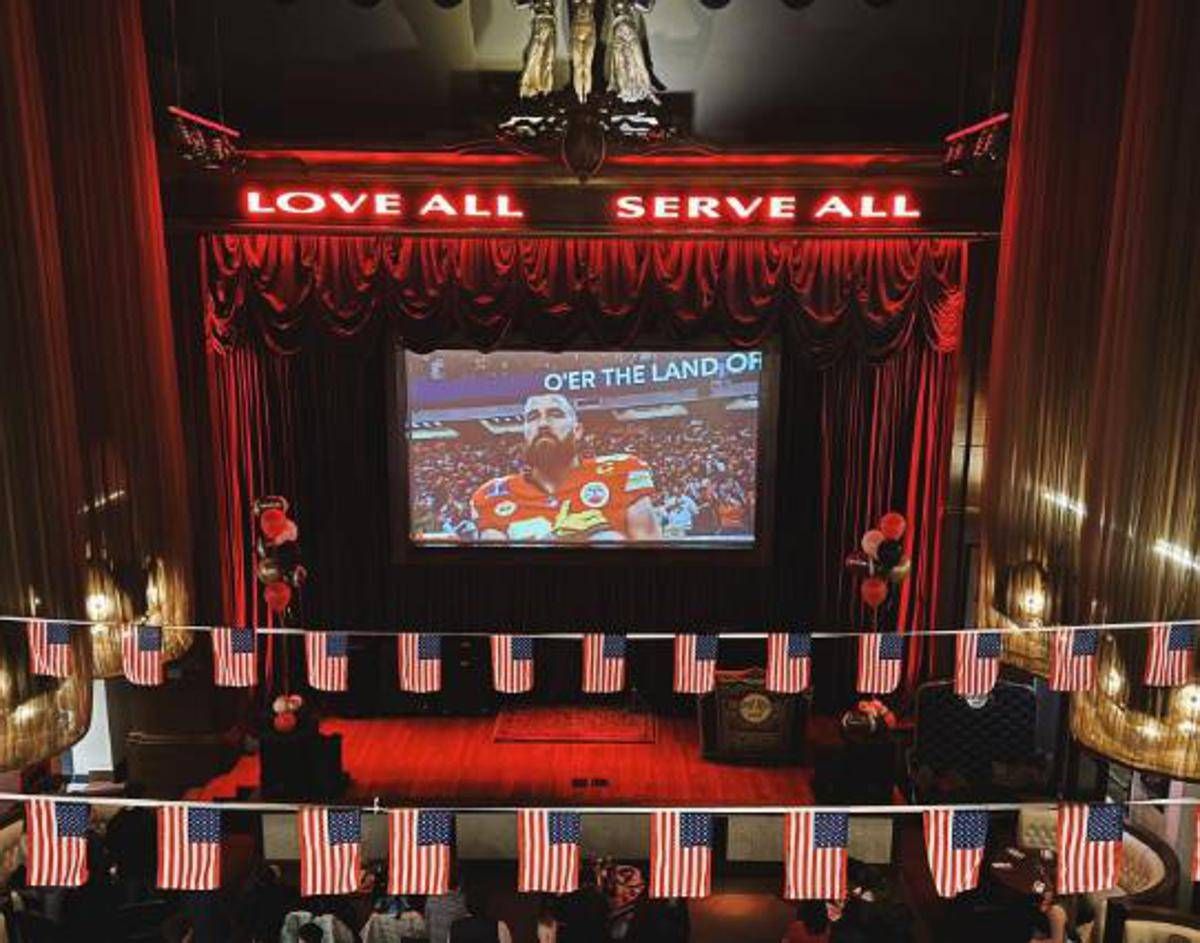 Football, gli Hard Rock Cafe italiani celebrano la 60esima edizione del Superbowl - 