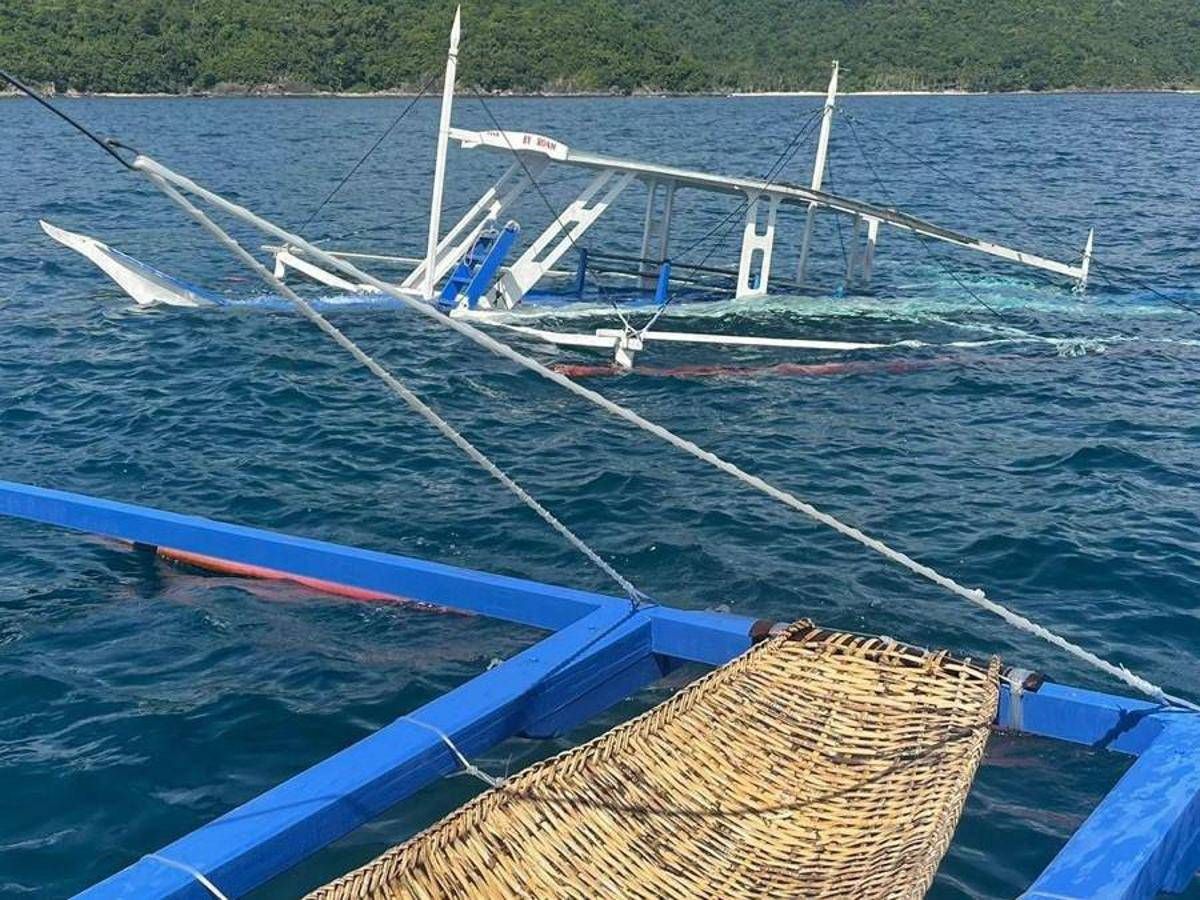 Filippine, affonda barca: salve nove turiste italiane - 