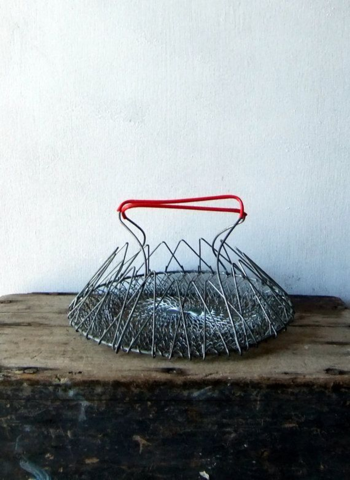 Quel porta uova in filo metallico che stava in tutte le cucine - 