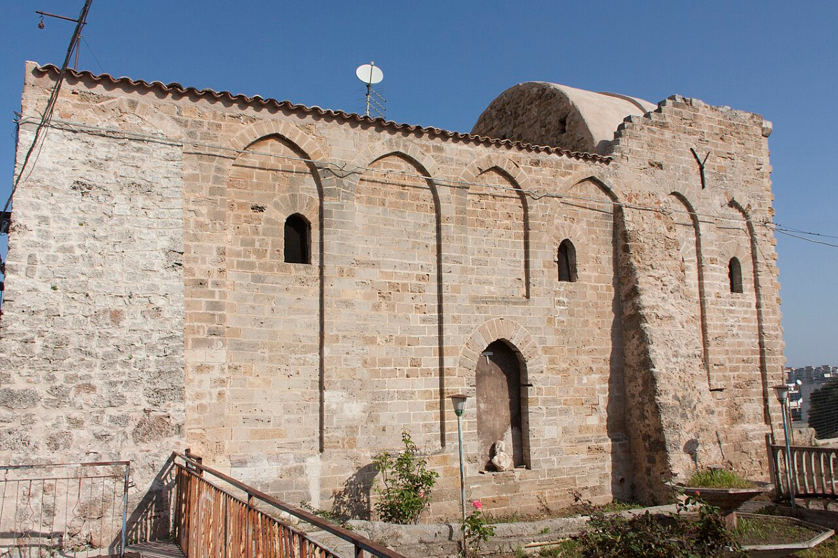 Il Castello dell'Uscibene: il sollazzo normanno tra rovina, restauro e paesaggio - Foto: Davide Mauro/Wikipedia