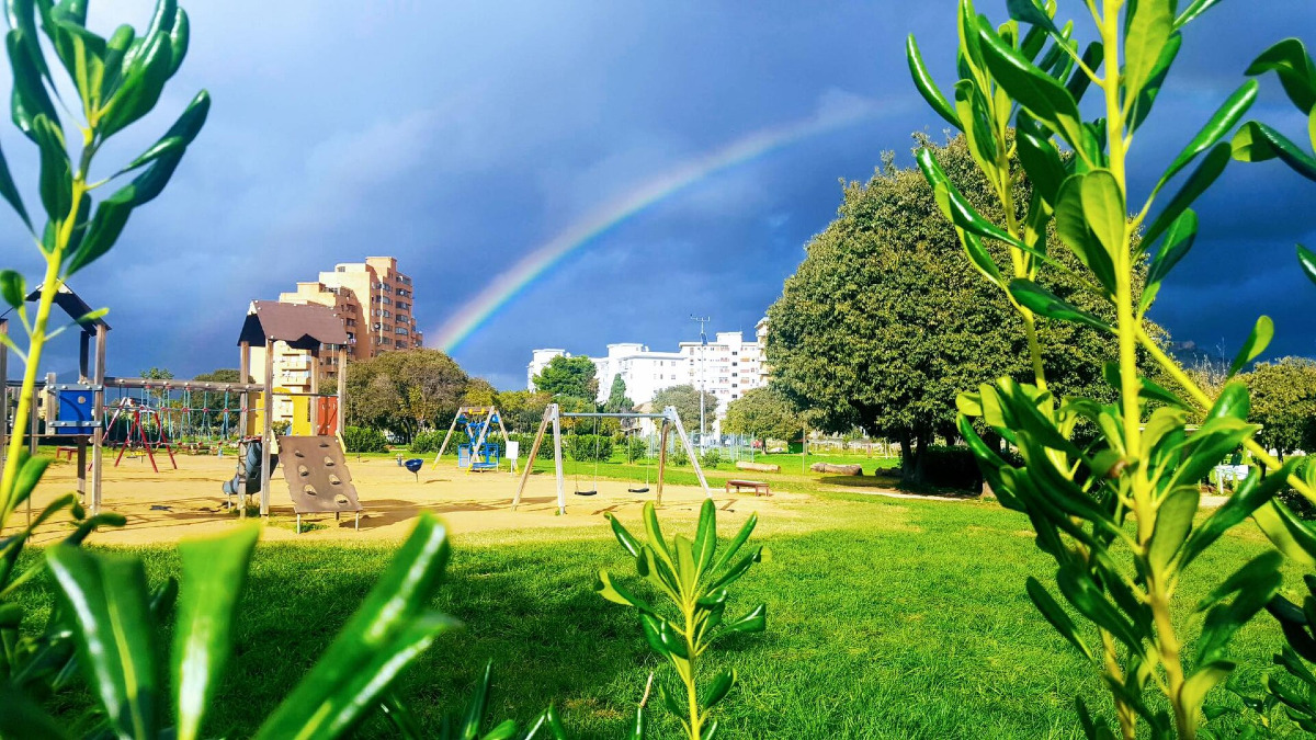 Parco Uditore: dalla cisterna al giardino urbano cresciuto grazie ai volontari - Foto: PacoSoares/Wikipedia
