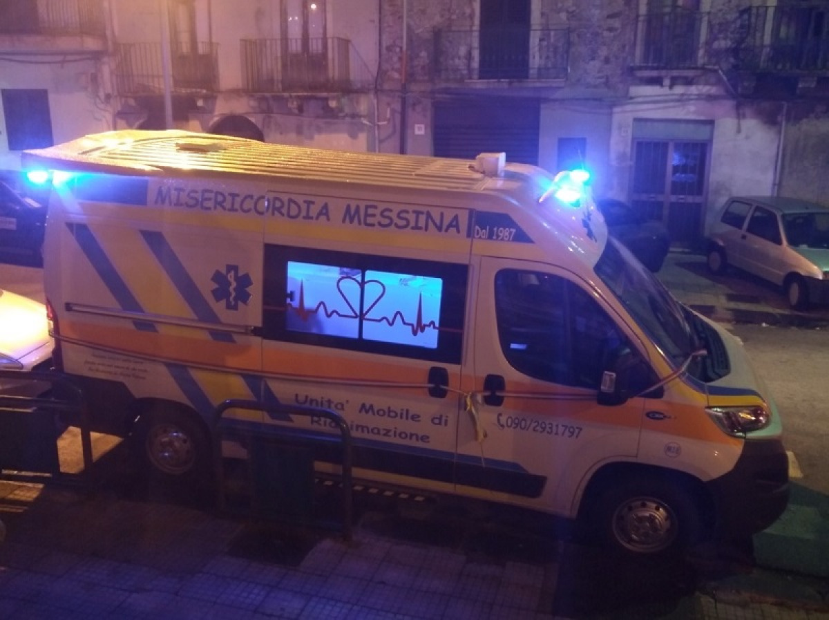 Messina, anziano cade dal secondo piano in via Palermo: ricoverato al Policlinico - 