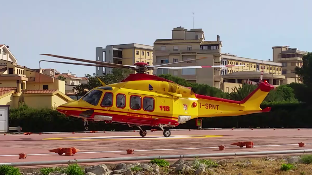 Operaio cade da circa 7 metri durante potatura: 45enne grave, trasferito in elisoccorso a Palermo - 