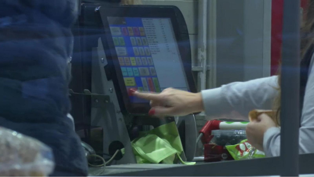 Cassiera aggredita a San Giovanni la Punta: Uiltucs Sicilia chiede più sicurezza nei supermercati - 