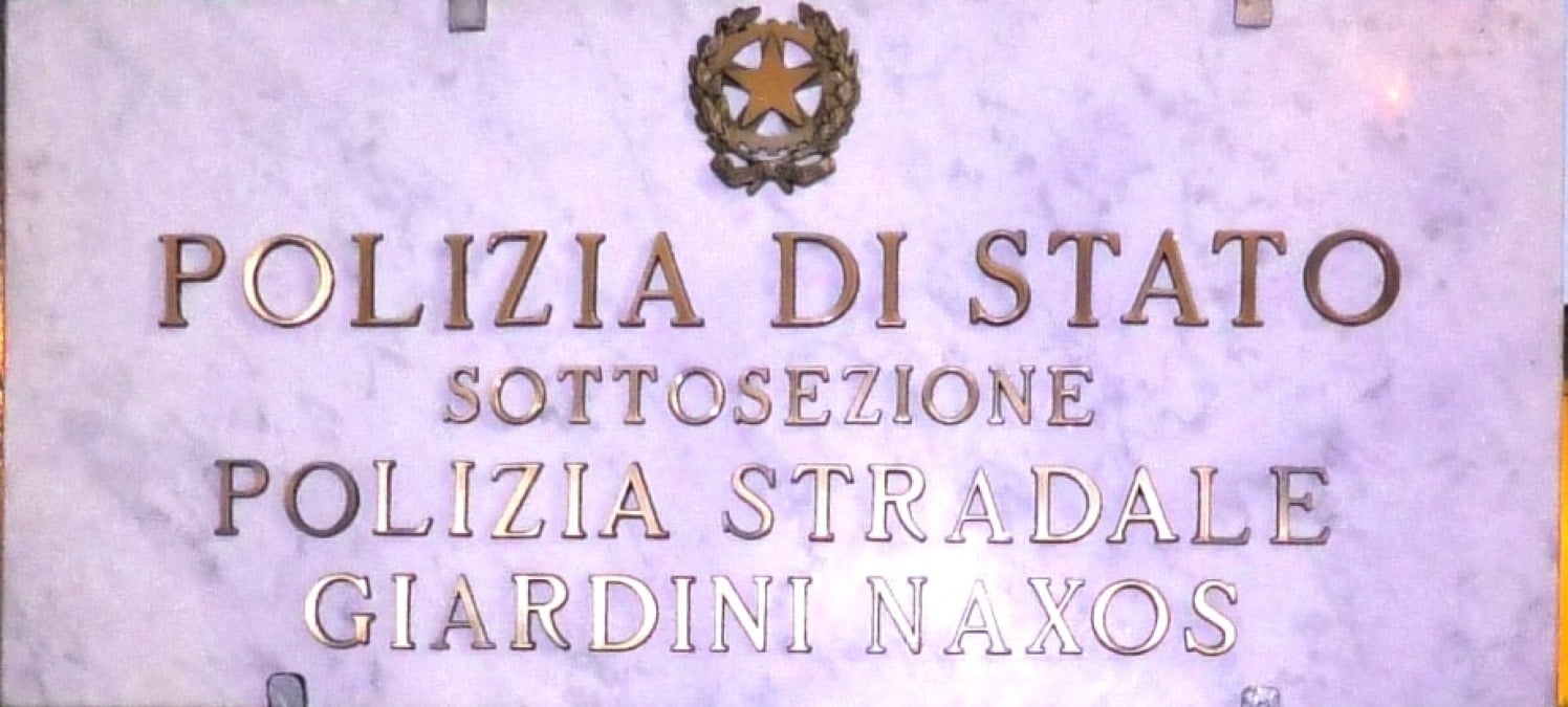 Fermato sulla Messina‑Catania con 15 kg di cocaina: arrestato autotrasportatore 52enne - 