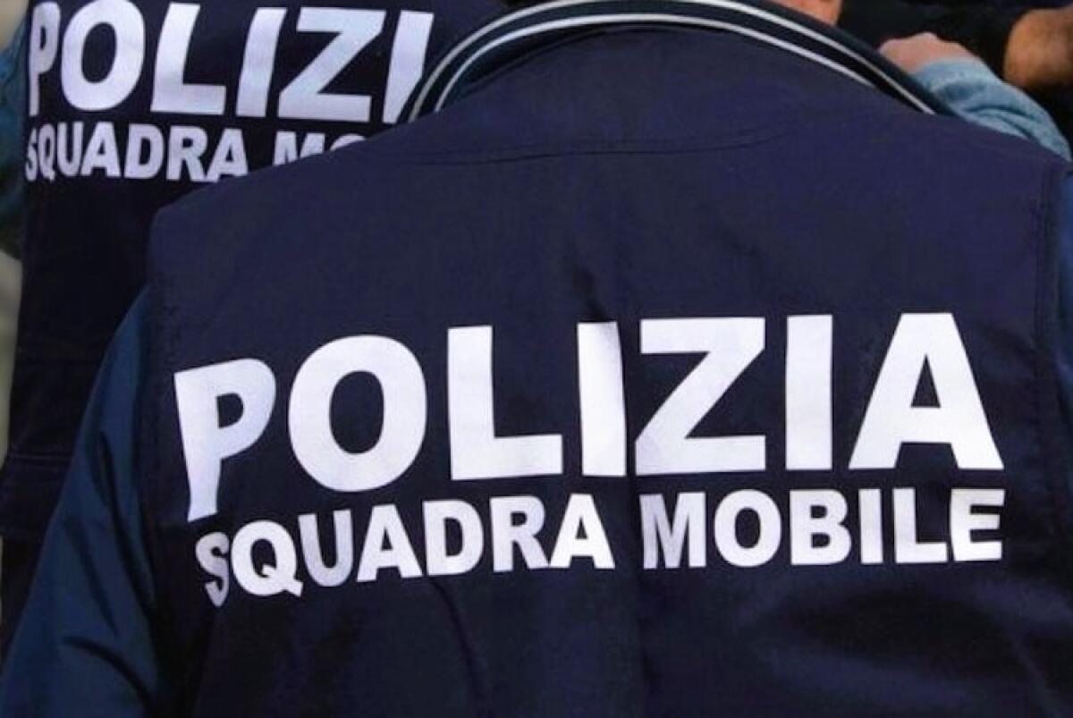 Arresti Domiciliari con Braccialetto Elettronico per Un Ventunenne Indagato di Furti a Caltanissetta