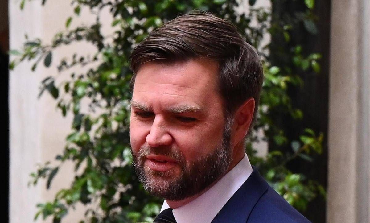 Magia hockey a Milano Cortina, arriva J.D Vance in Tribuna e gli Stati Uniti segnano - 