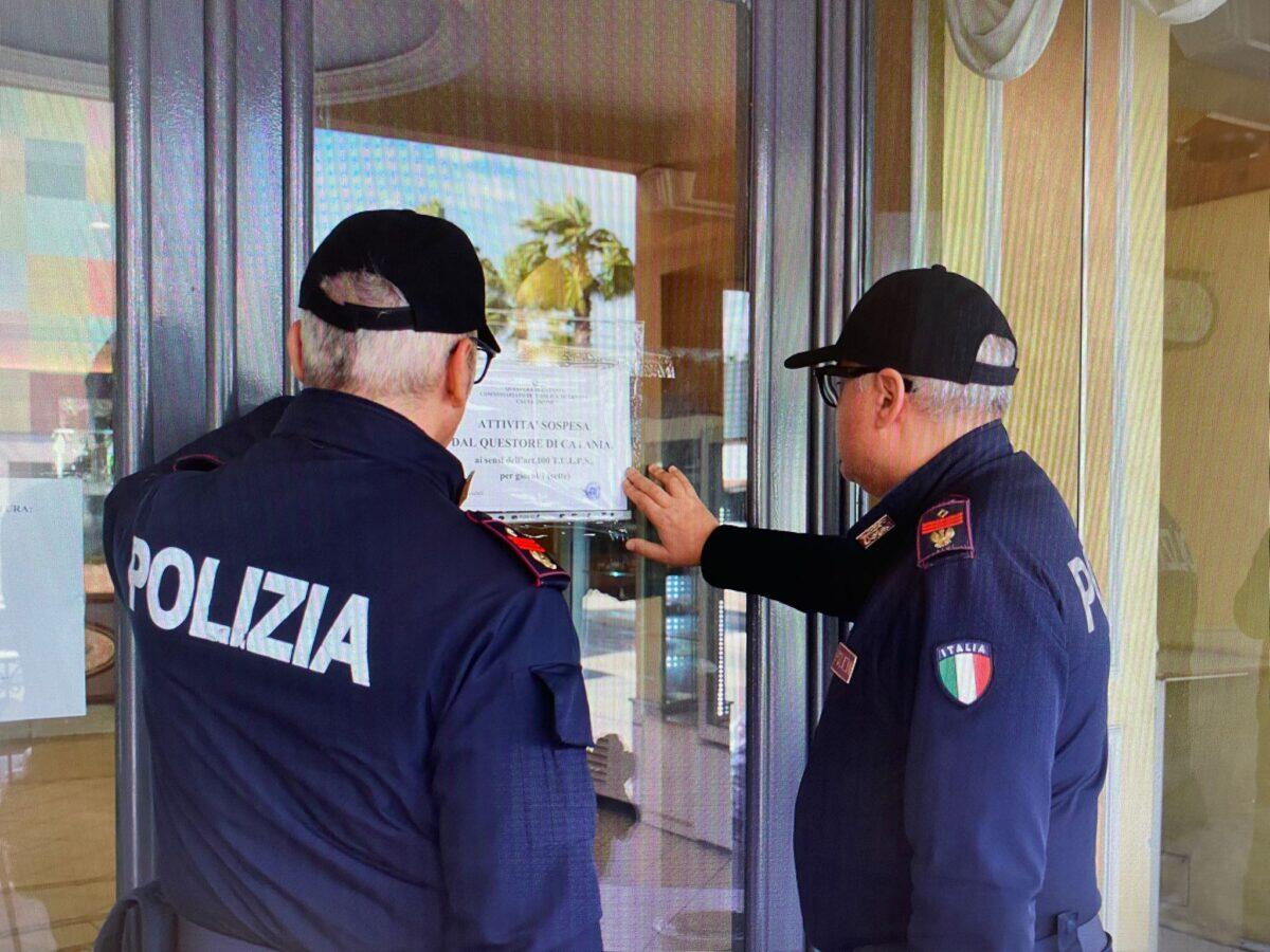 Polizia di Catania sospende attività di bar divenuto ritrovo di pregiudicati - 