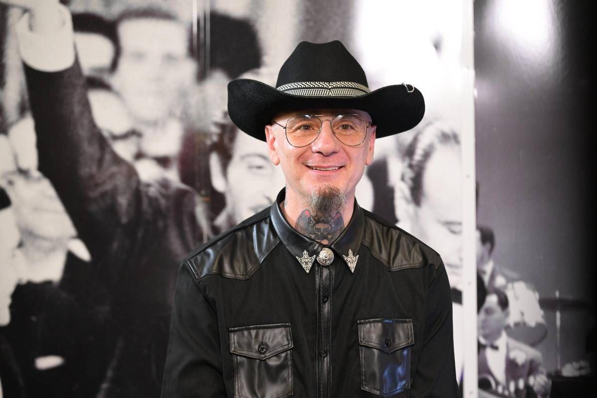 Sanremo 2026, J-Ax chi è: gli Articolo 31, il rapporto con Fedez, le minacce - 