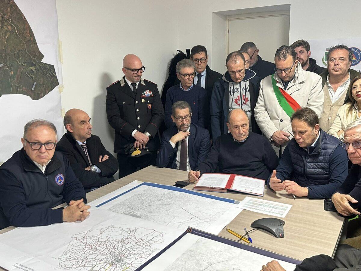 Protezione Civile: consegna dei primi alloggi agli sfollati della frana di Niscemi da parte del presidente Schifani