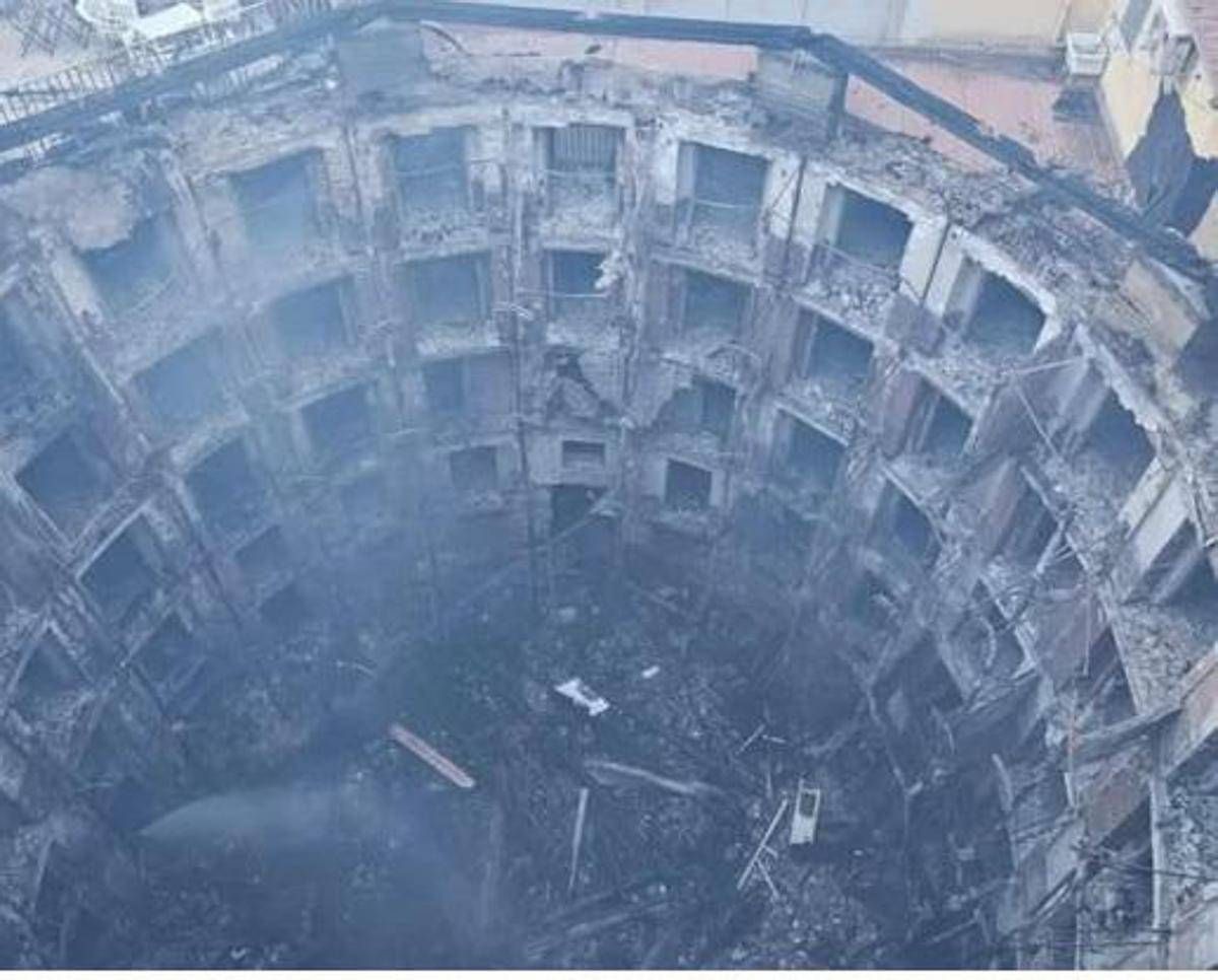 Incendio Sannazaro, Giuli in visita al teatro - 