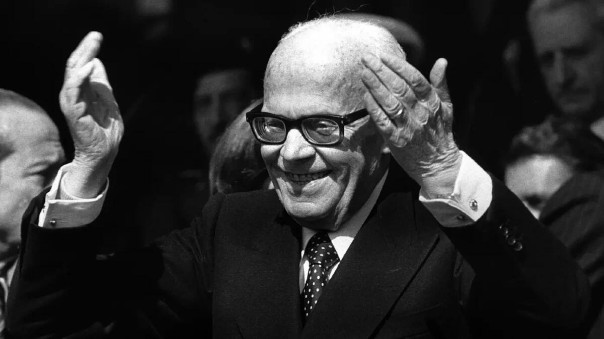 Morte di Sandro Pertini: il ricordo di un Presidente simbolo dell'antifascismo
