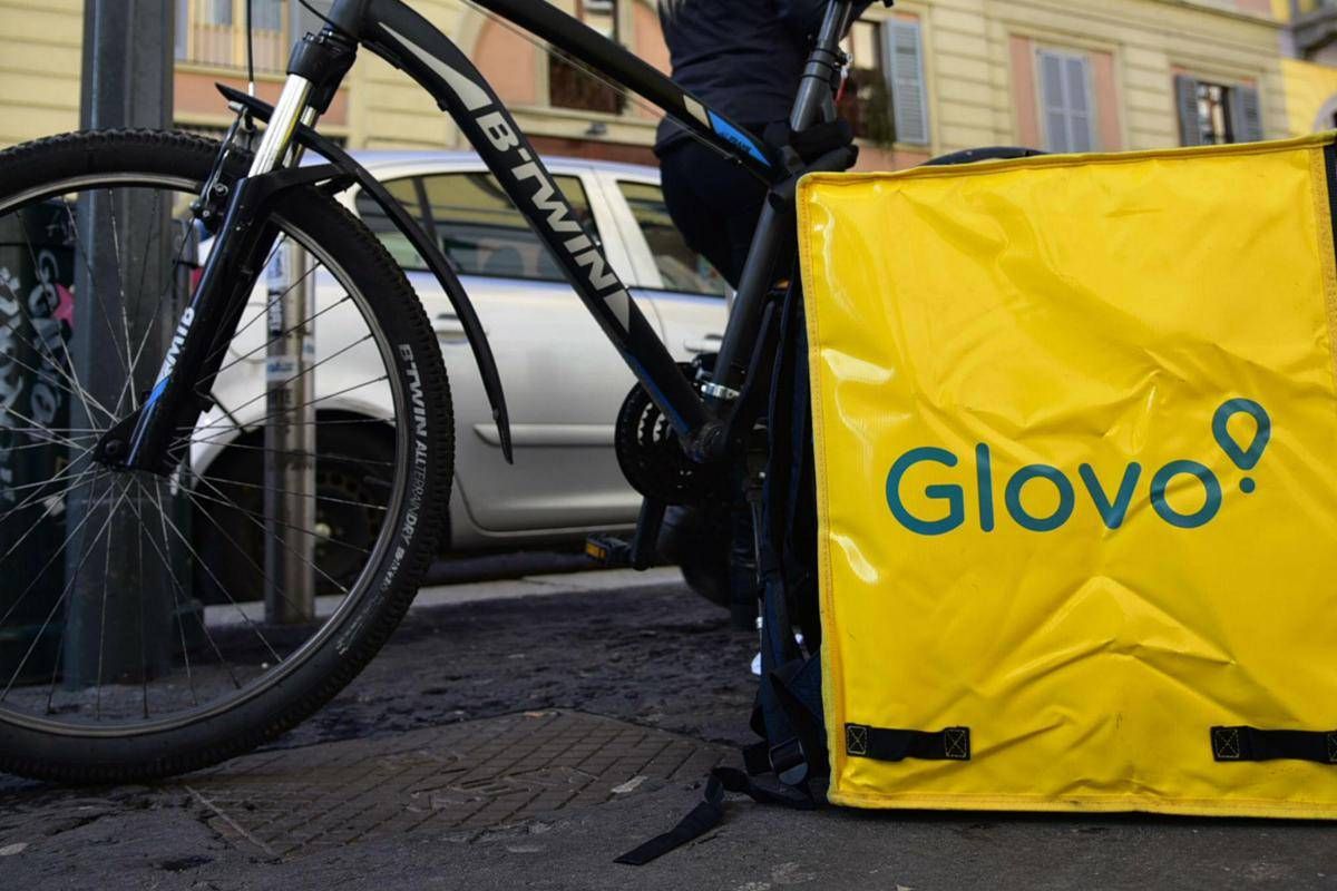 Glovo, gip convalida commissariamento: "Regolarizzi 40mila rider" - 