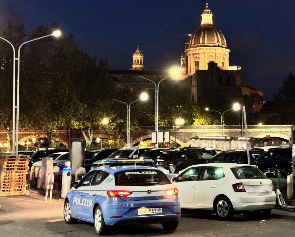 Arrestato a Catania un 27enne per reiterati reati di parcheggiatore abusivo e violazione degli arresti domiciliari - 